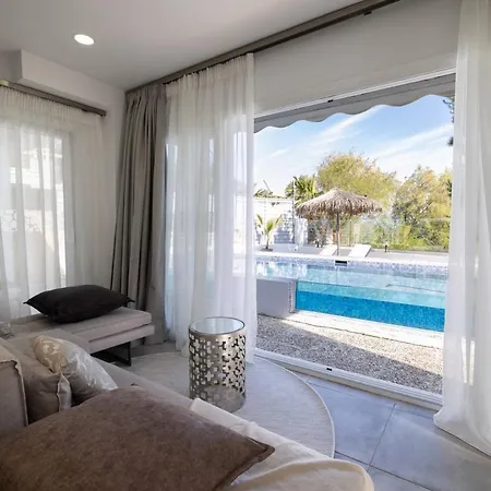 Amare La Villa